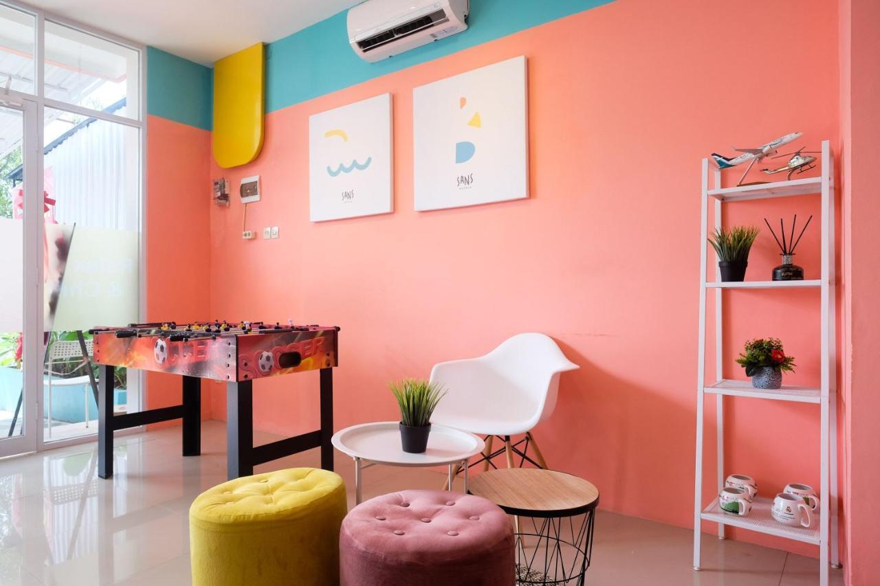 Sans Hotel Tiga Putri Semarang By Reddoorz Ngoại thất bức ảnh